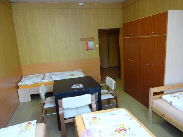 Hostel Monty ริชานี ห้อง รูปภาพ